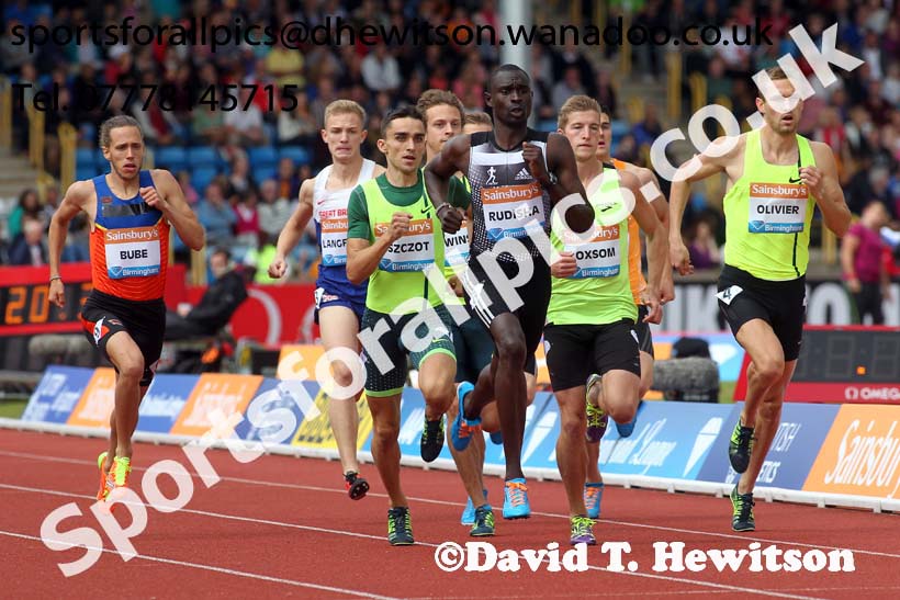 David Rudisha leads the 600 metres at the Sainsbury's Birmingham Grand Prix. Photos: David T. Hewitson/Sports for All Pics